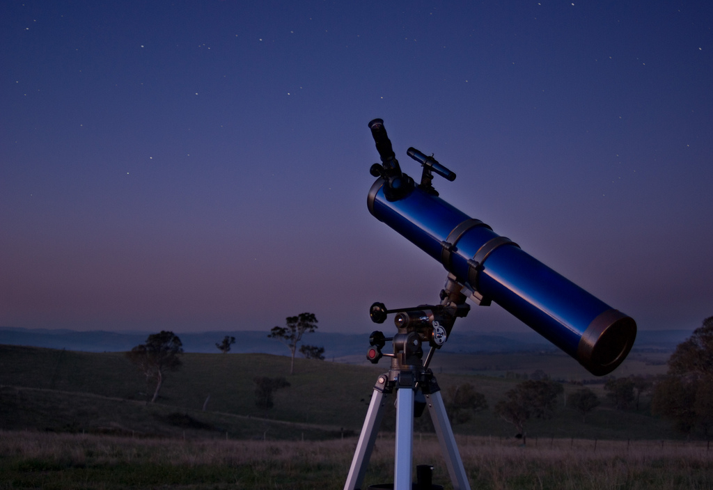 Параметры выбора лучшего телескопа для наблюдения за звездным небом .